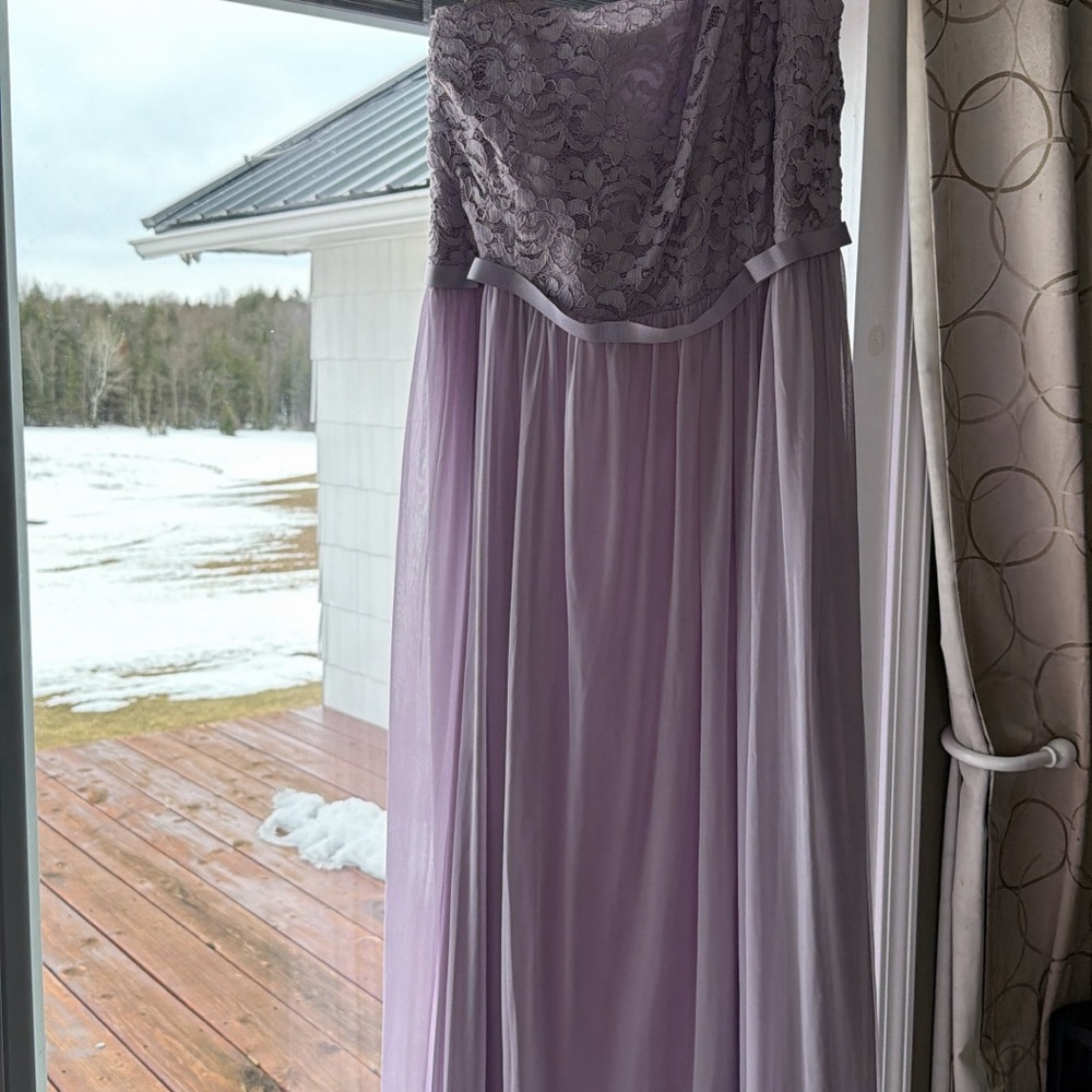 David's Bridal Lavender Lace Prom Dress